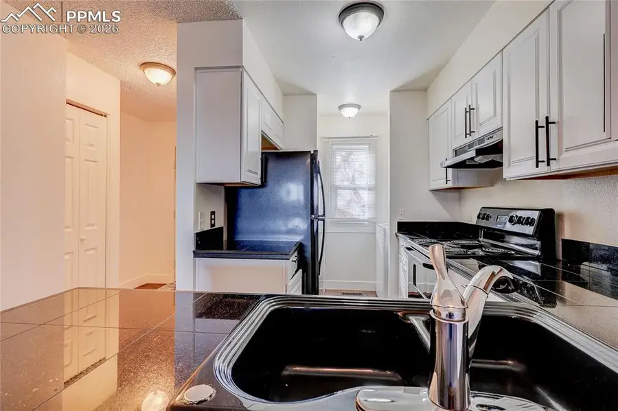 1642 S Idalia Circle #B, Aurora, CO 80017 - #3