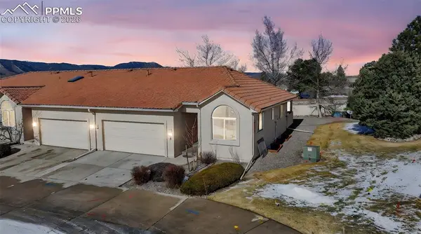 12 Luxury Lane, Colorado Springs, CO 80921