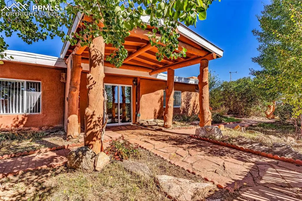 5250 Oak Grove Circle, Westcliffe, CO 81252 - Image #1