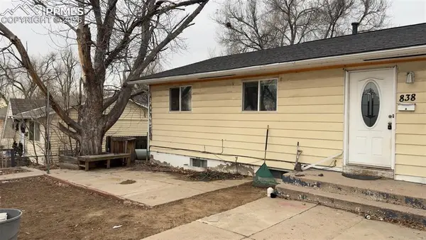 838 Sequoia Drive, Colorado Springs, CO 80910