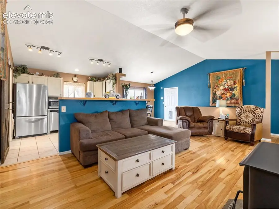 675 E Mcclave Drive, Pueblo, CO 81007 - #2