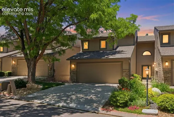 28 Woodbridge Drive, Colorado Springs, CO 80906