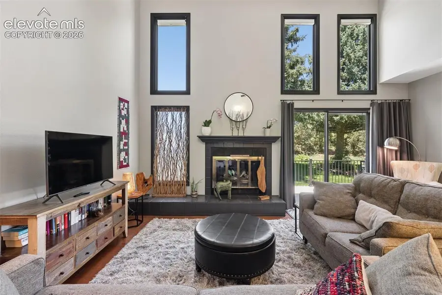 28 Woodbridge Drive, Colorado Springs, CO 80906 - #3