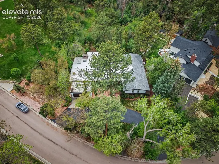 10 Heather Drive, Colorado Springs, CO 80906 - #2