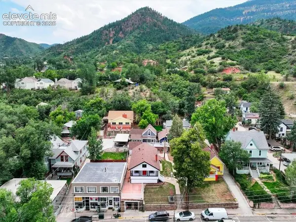 125 Ruxton Avenue #R, Manitou Springs, CO 80829