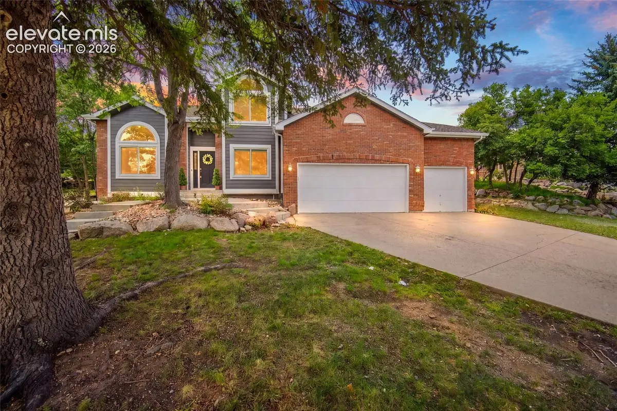 125 Ravenglass Way, Colorado Springs, CO 80906 - #1