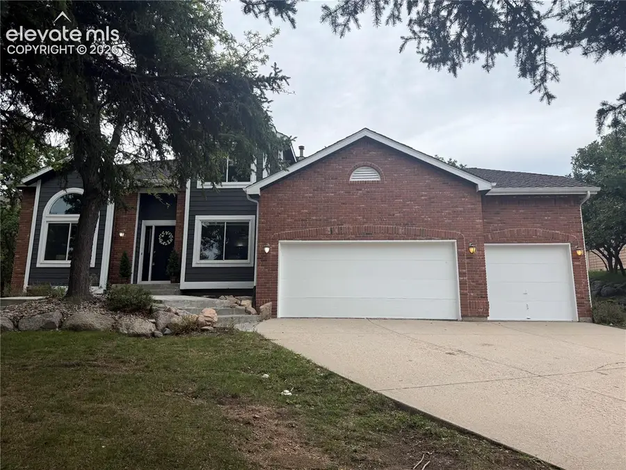 125 Ravenglass Way, Colorado Springs, CO 80906 - #2