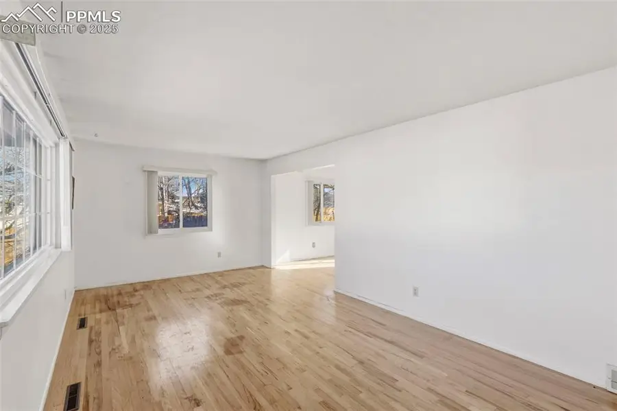 807 Holland Park Boulevard, Colorado Springs, CO 80907 - Image #3