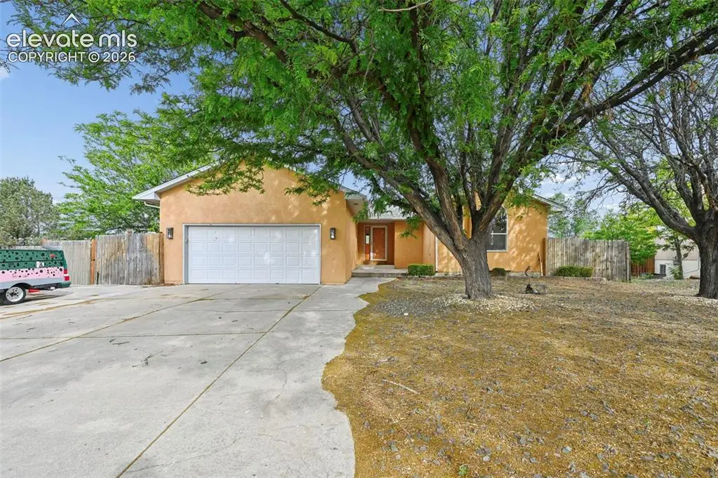 979 S Alexis Lane, Pueblo, CO 81007 - #1