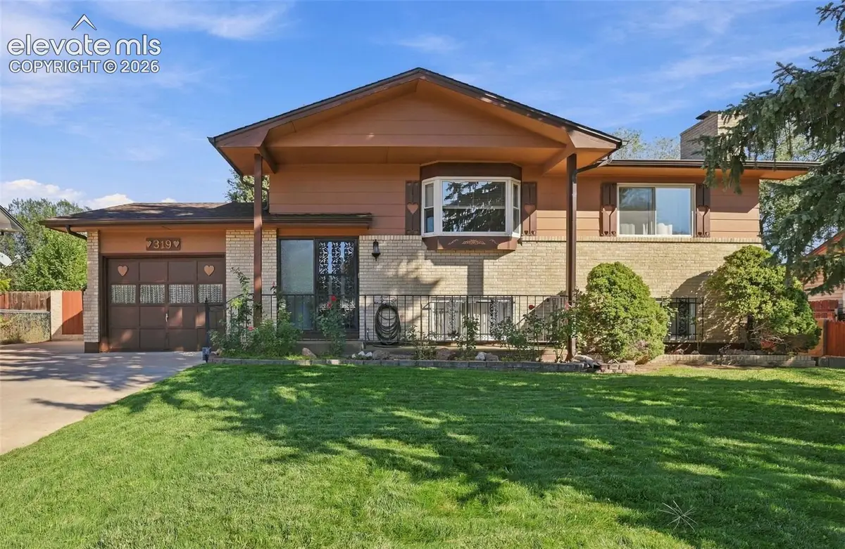319 Fairfax Street, Colorado Springs, CO 80911 - #1