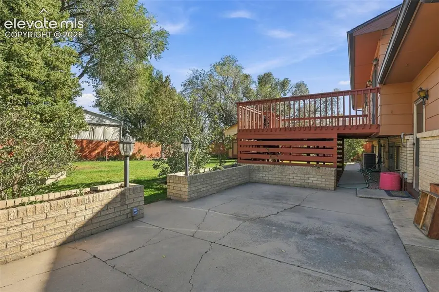 319 Fairfax Street, Colorado Springs, CO 80911 - #2