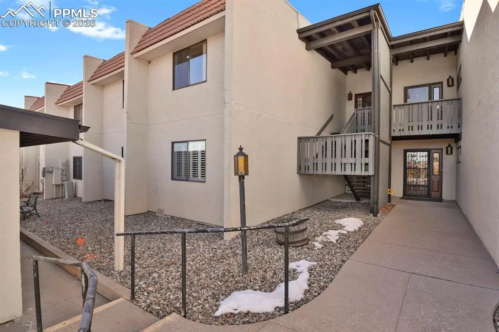 910 Fontmore Road #D, Colorado Springs, CO 80908 - Image #1