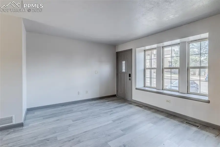 6816 Ravencrest Drive, Colorado Springs, CO 80919 - #3