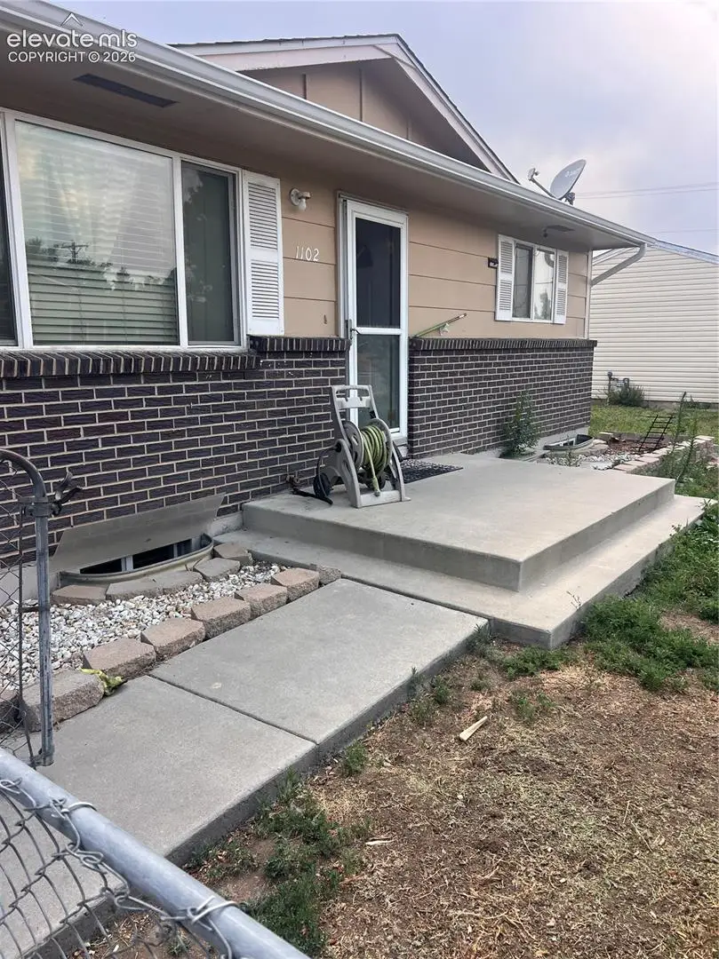 1102 Maxwell Street, Colorado Springs, CO 80906 - #1
