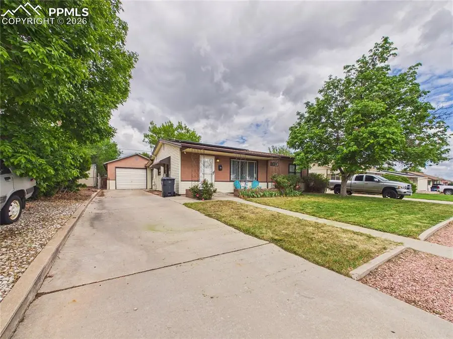 1615 Englewood Drive, Pueblo, CO 81005 - #3