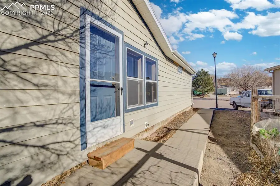 973 Desert Circle, Fountain, CO 80817 - #3