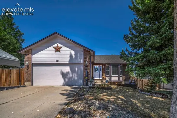 924 White Stone Way, Fountain, CO 80817