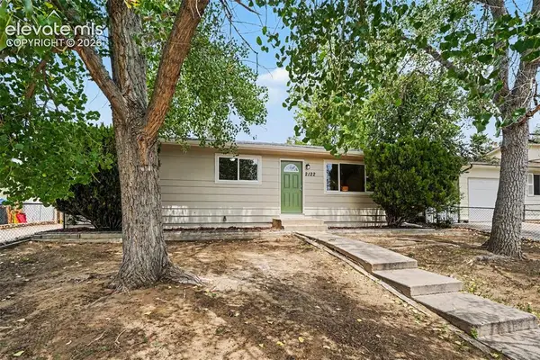 2122 Doniphan Drive, Colorado Springs, CO 80910
