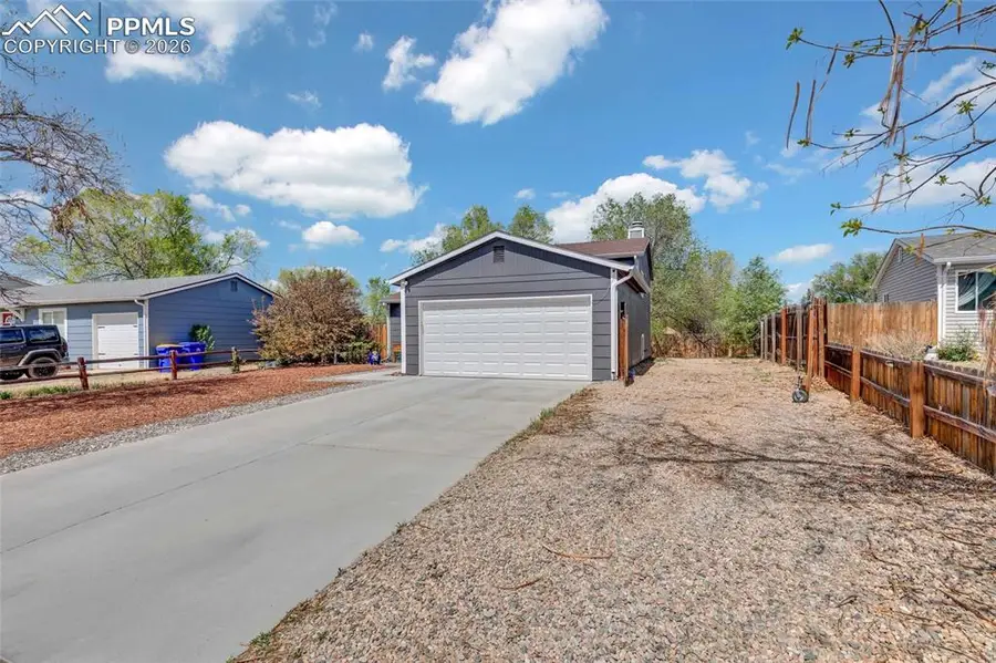 3265 Foxridge Drive, Colorado Springs, CO 80916 - #2