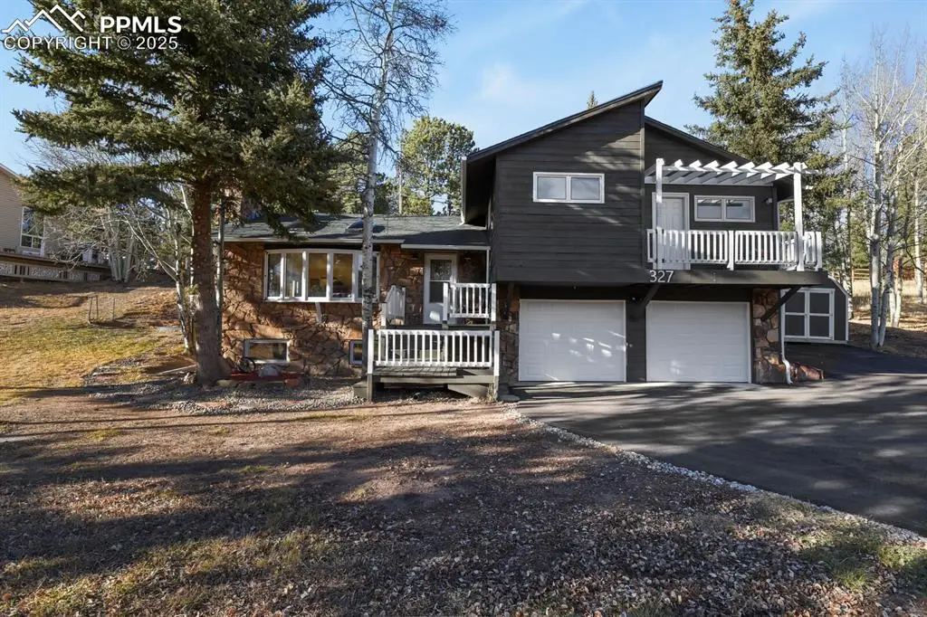 327 Lakewood Drive, Woodland Park, CO 80863 - Image #1