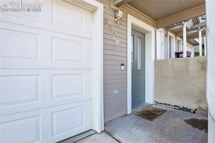 3219 Hearthridge Circle, Colorado Springs, CO 80918 - #3