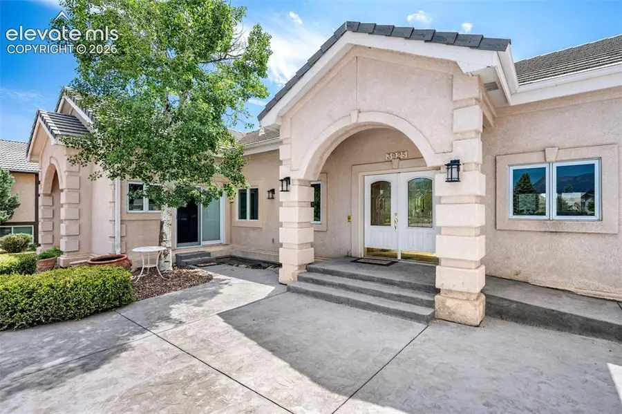 3925 Hill Circle, Colorado Springs, CO 80904 - #3