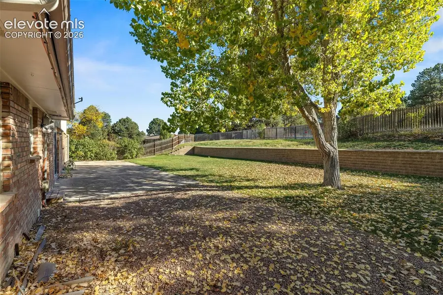 135 Fox Hill Lane, Colorado Springs, CO 80919 - #2