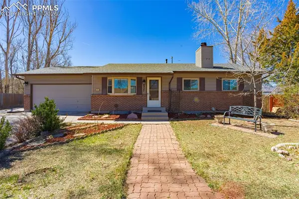 2937 Banjo Drive, Colorado Springs, CO 80918