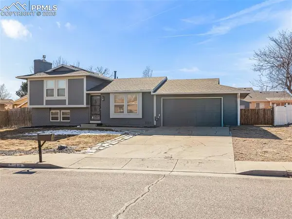 45 Archway Lane, Pueblo, CO 81005