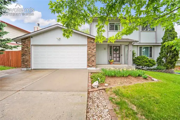 2998 Westcliff Circle, Colorado Springs, CO 80906