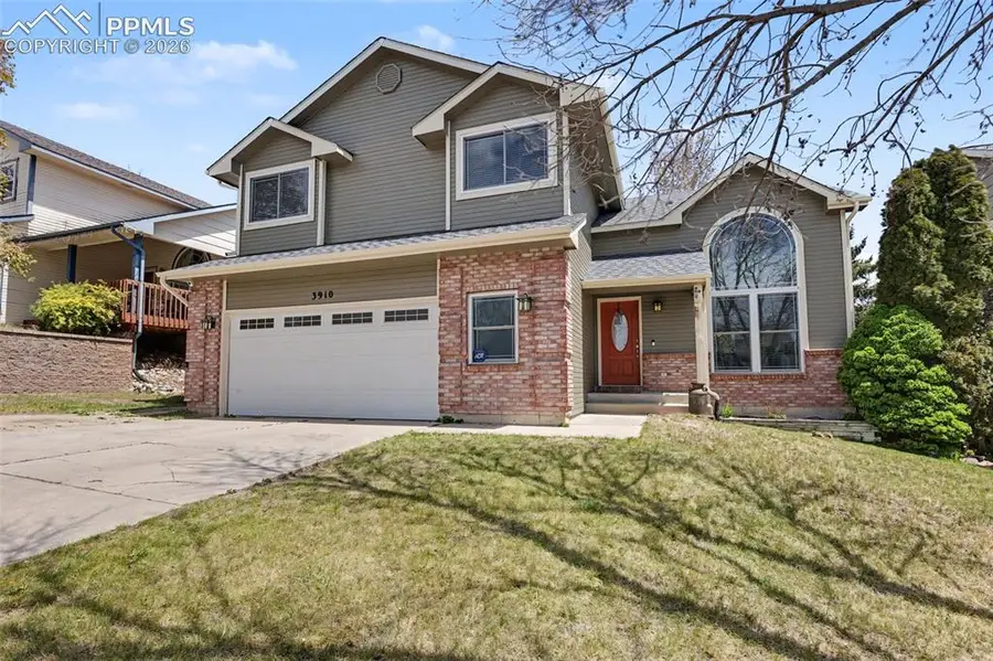 3910 Sedgewood Way, Colorado Springs, CO 80918 - #2