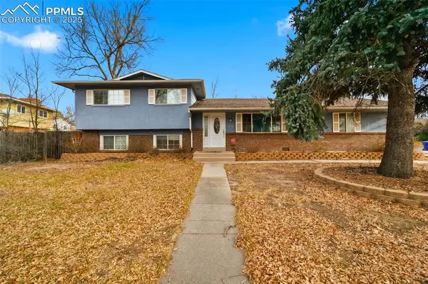 4136 S Carefree Circle, Colorado Springs, CO 80917