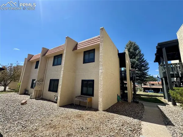 1034 Fontmore Road #D, Colorado Springs, CO 80904