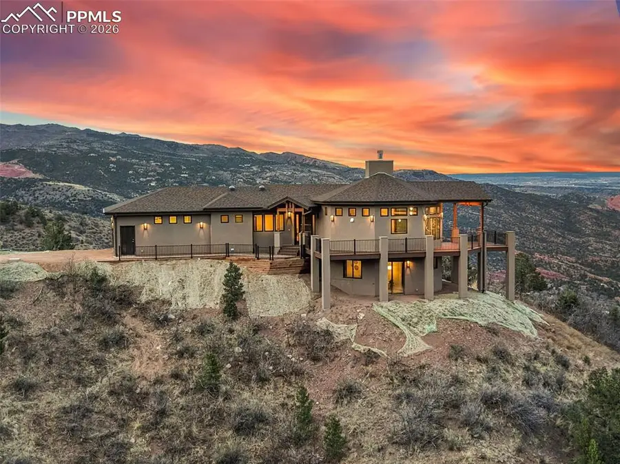 1060 Neon Moon View, Manitou Springs, CO 80829 - #2