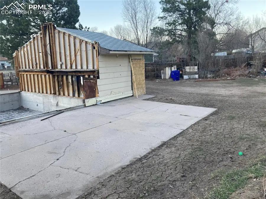1099 Kachina Drive, Colorado Springs, CO 80915 - #3