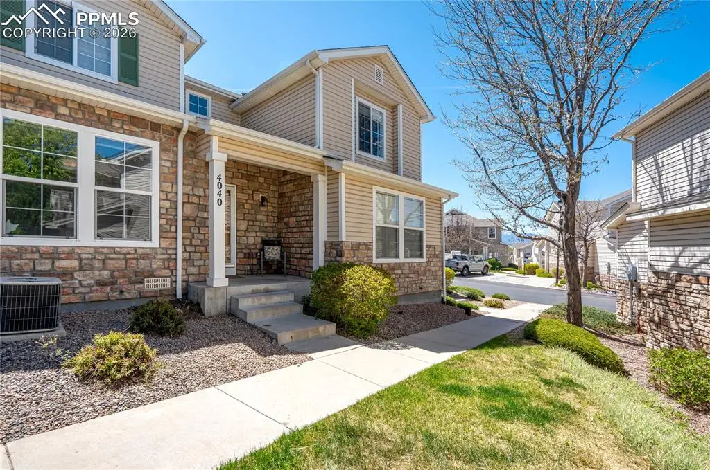 4040 Diamond Ridge View, Colorado Springs, CO 80918 - #1