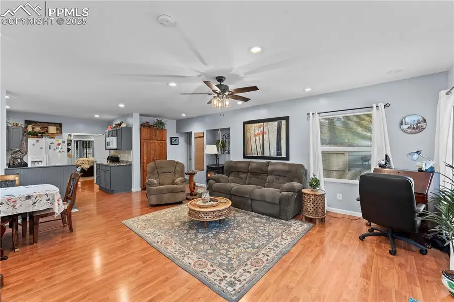 521 E Brookside Street, Colorado Springs, CO 80905 - Image #2