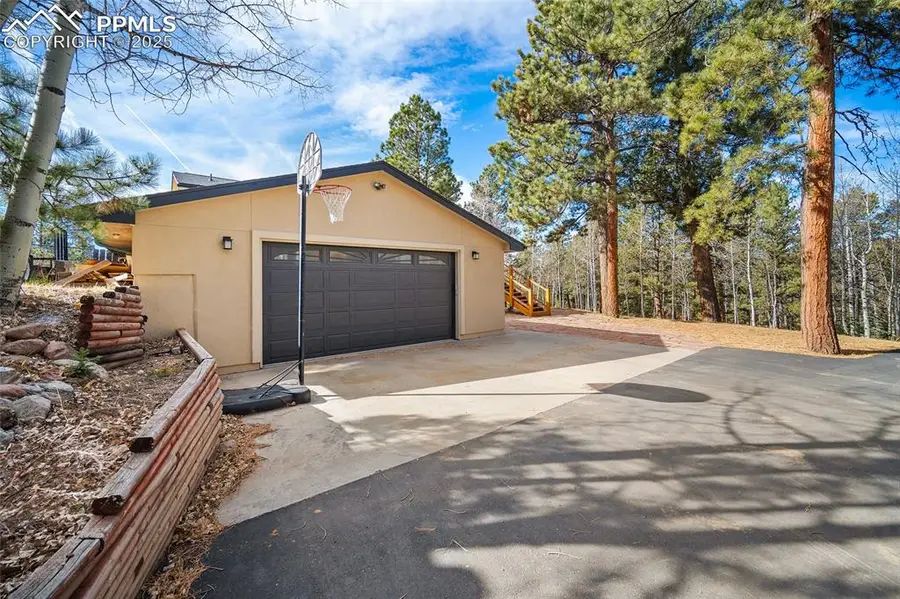 233 Pennsylvania Avenue, Woodland Park, CO 80863 - Image #2