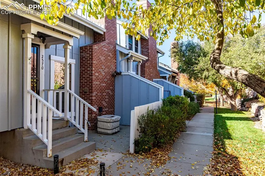 2570 Hatch Circle, Colorado Springs, CO 80918 - Image #2