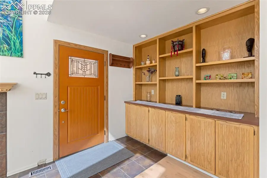 376 Pilot Knob Avenue, Manitou Springs, CO 80829 - #3