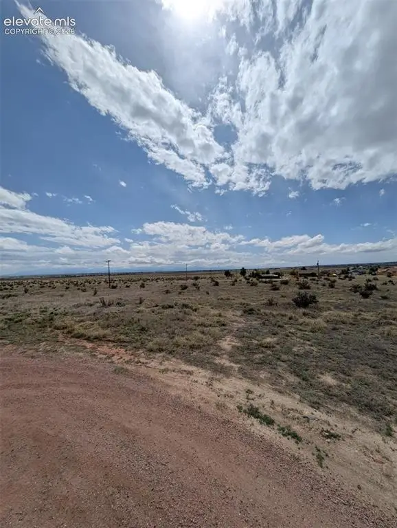 1111 N Red Granite Lane, Pueblo, CO 81007