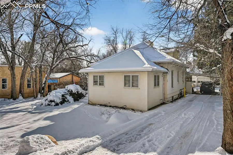 921 Cheyenne Boulevard, Colorado Springs, CO 80905 - Image #2