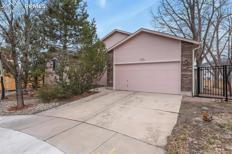 1595 W Costilla Street, Colorado Springs, CO 80905 - #3
