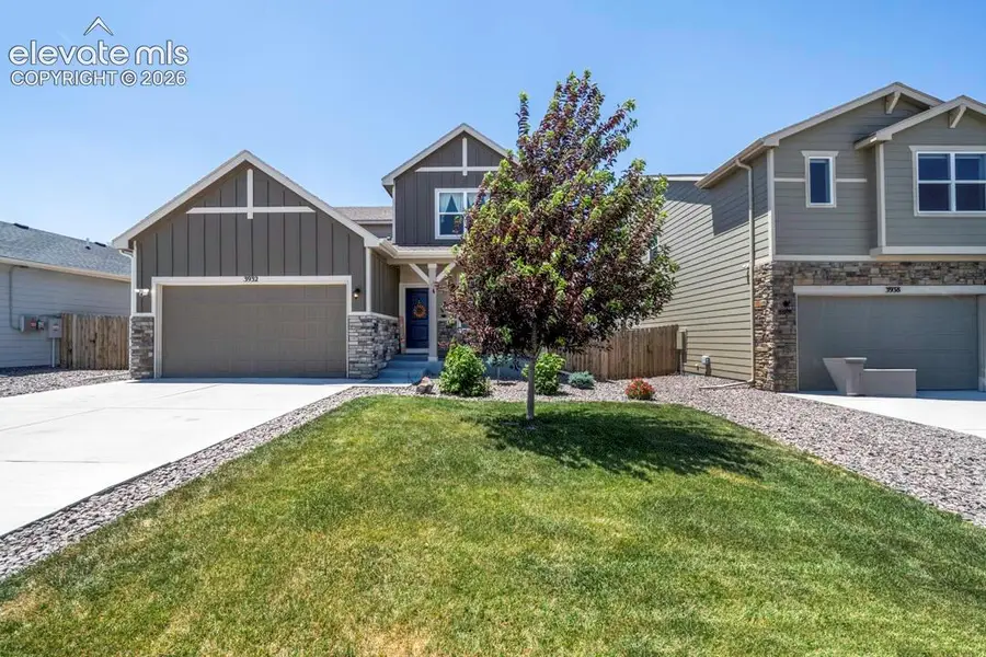 3932 Ryedale Way, Colorado Springs, CO 80922 - #2