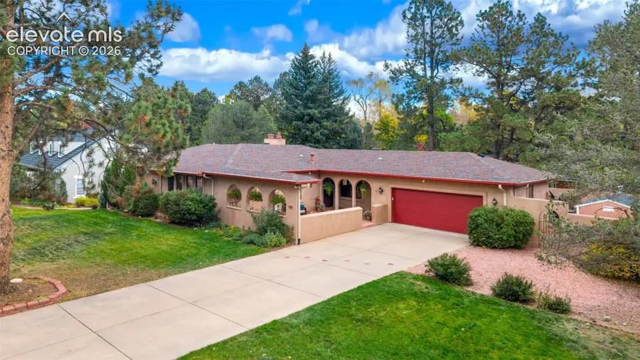 555 N Bear Paw Lane, Colorado Springs, CO 80906 - #2