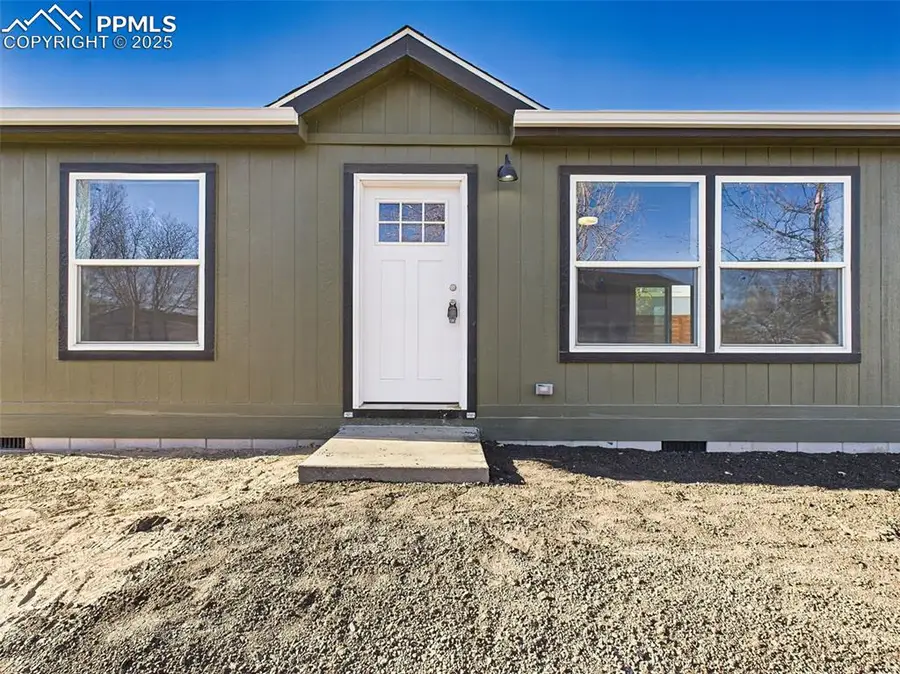 362 E Stewart Drive, Pueblo West, CO 81007 - Image #2