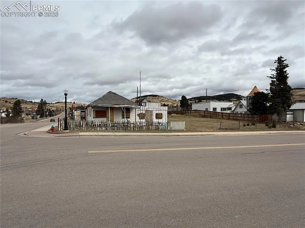 239 W Bennett Avenue, Cripple Creek, CO 80813 - #1