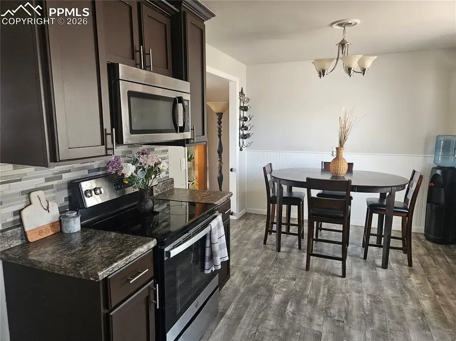 2111 Vinewood Lane, Pueblo, CO 81005 - #2