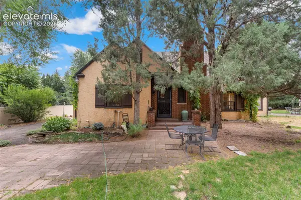 29 Cheyenne Mountain Boulevard, Colorado Springs, CO 80906