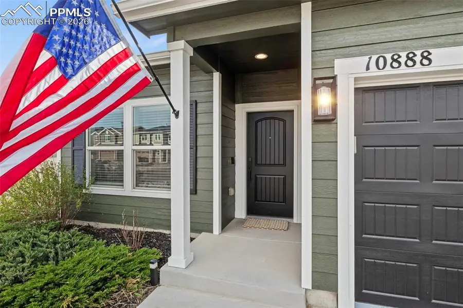 10888 Traders Parkway, Fountain, CO 80817 - #3